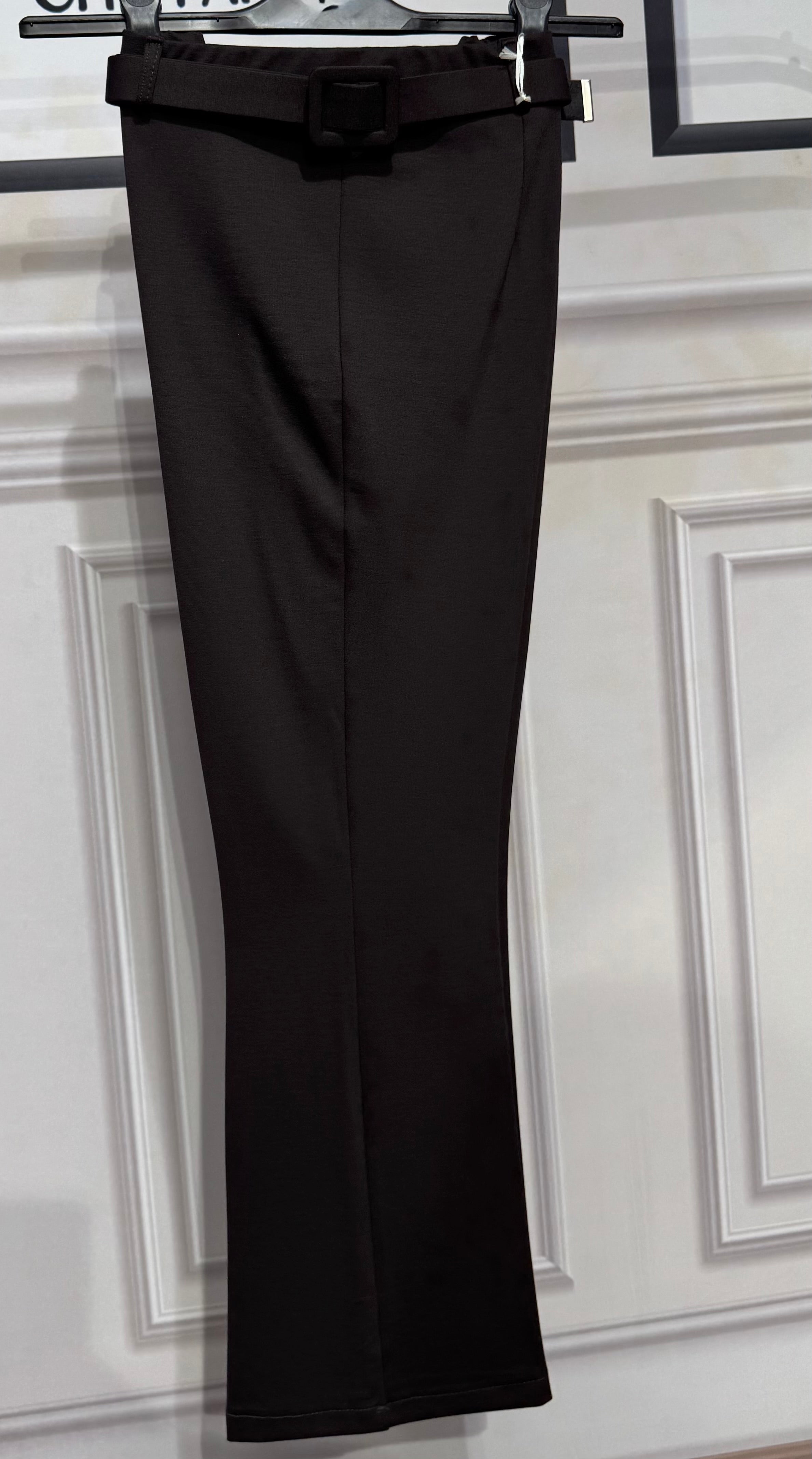 Pantaloni cosciasecca zampa e cinta