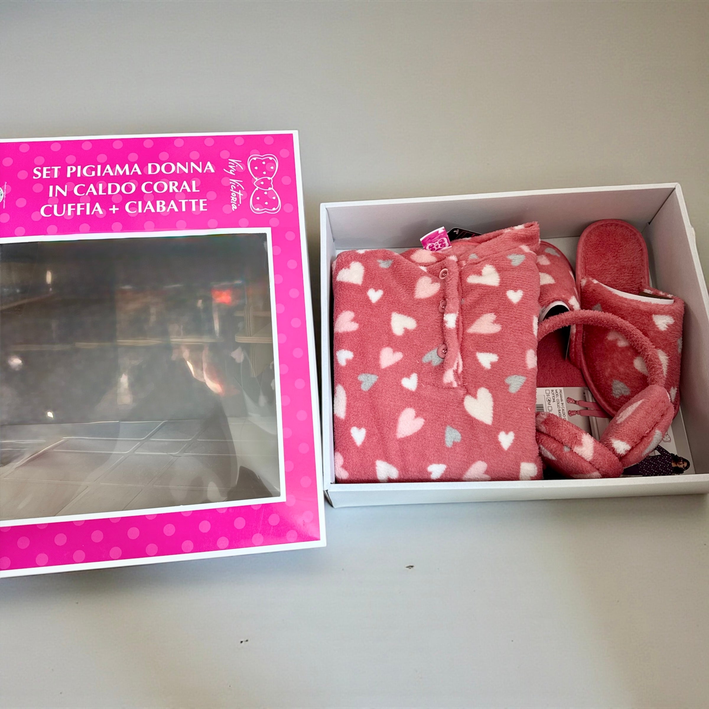 Set pigiama donna, cuffia e ciabatte