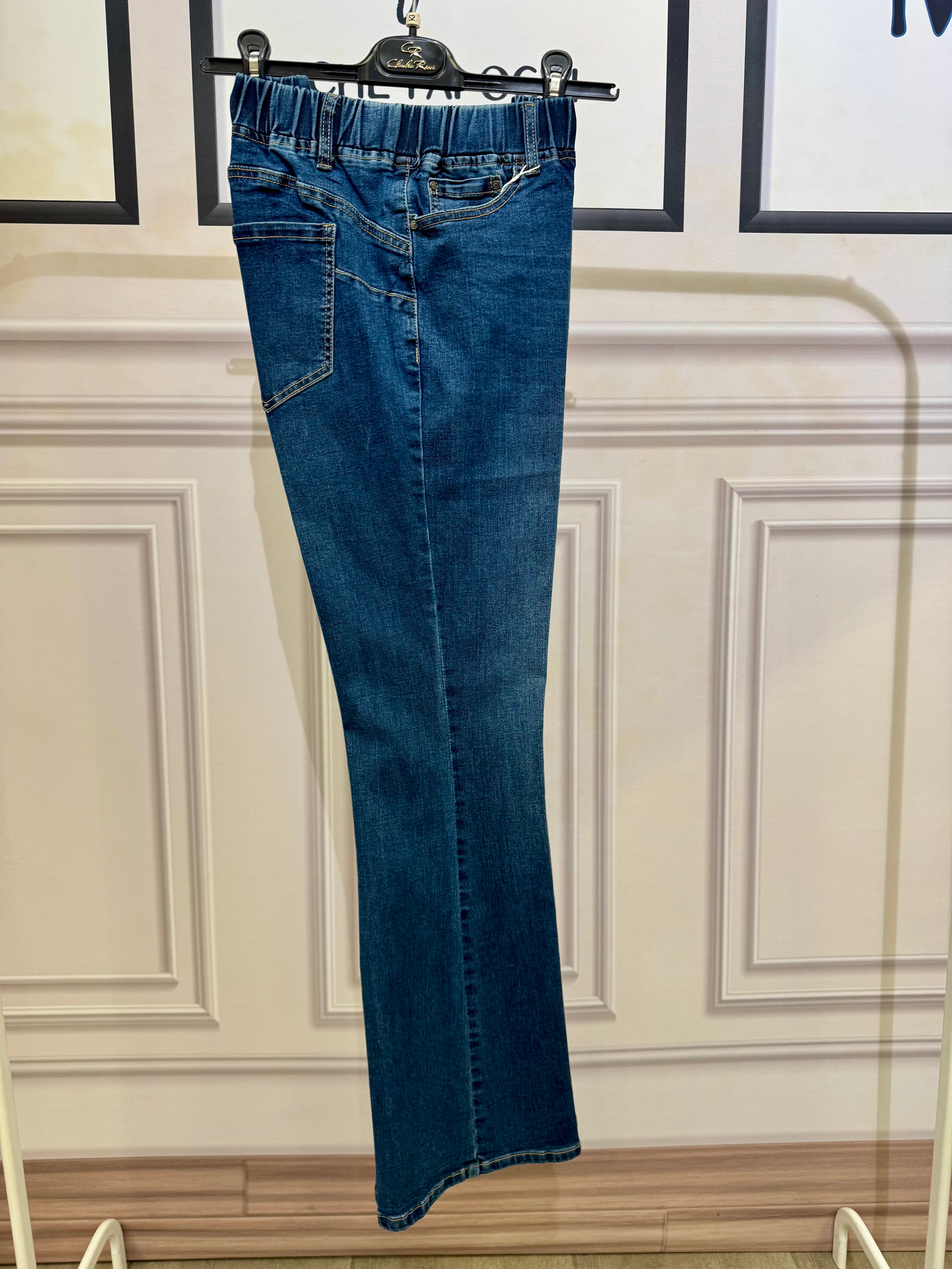 Jeans a zampa