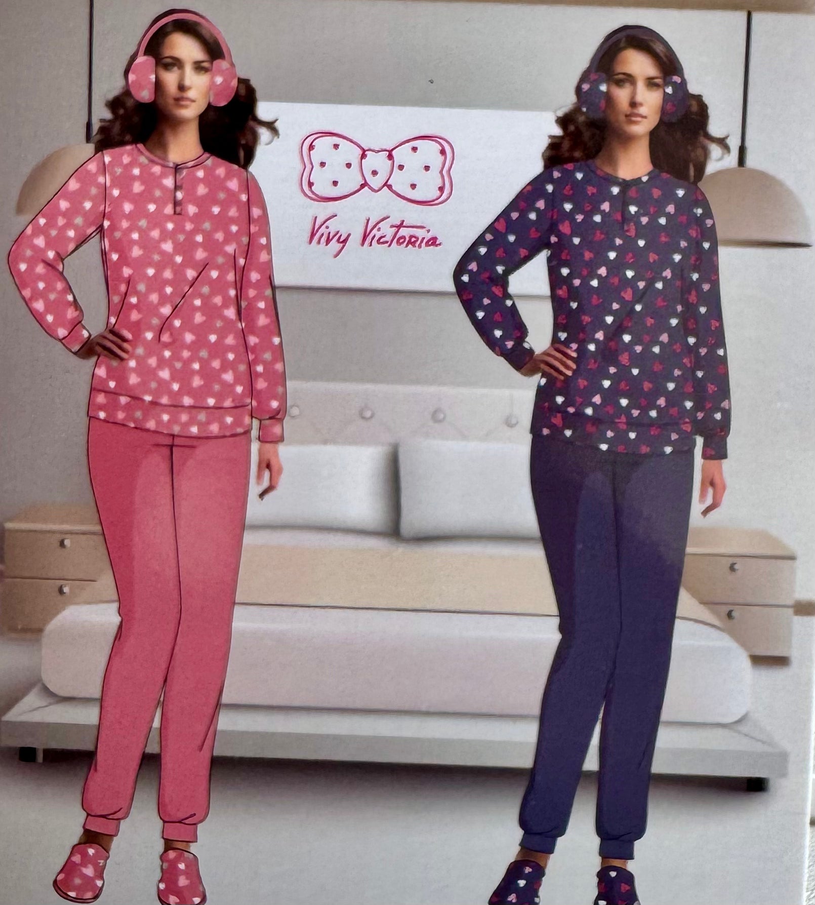 Set pigiama donna, cuffia e ciabatte