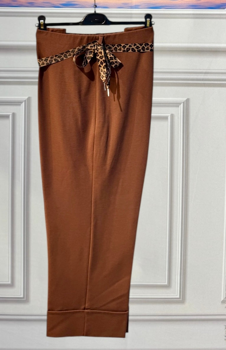 Pantaloni cosciasecca oversize leopardo