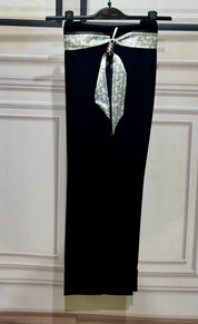 Pantaloni Cosciasecca con foulard