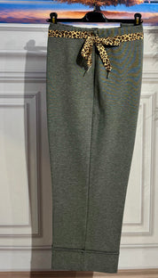 Pantaloni cosciasecca oversize leopardo