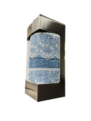 Coppia di asciugamani con ricamo