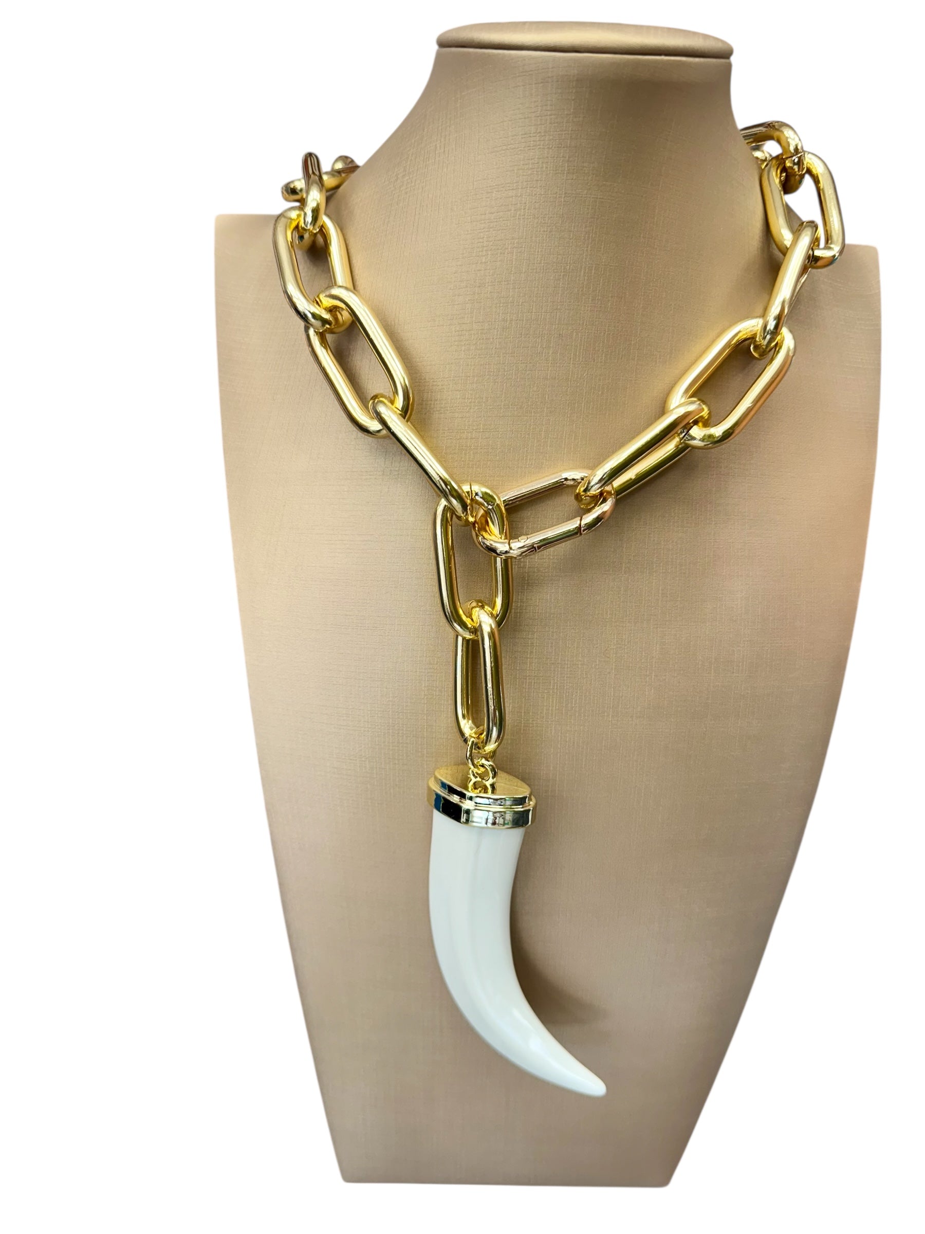 Collana catena con corno