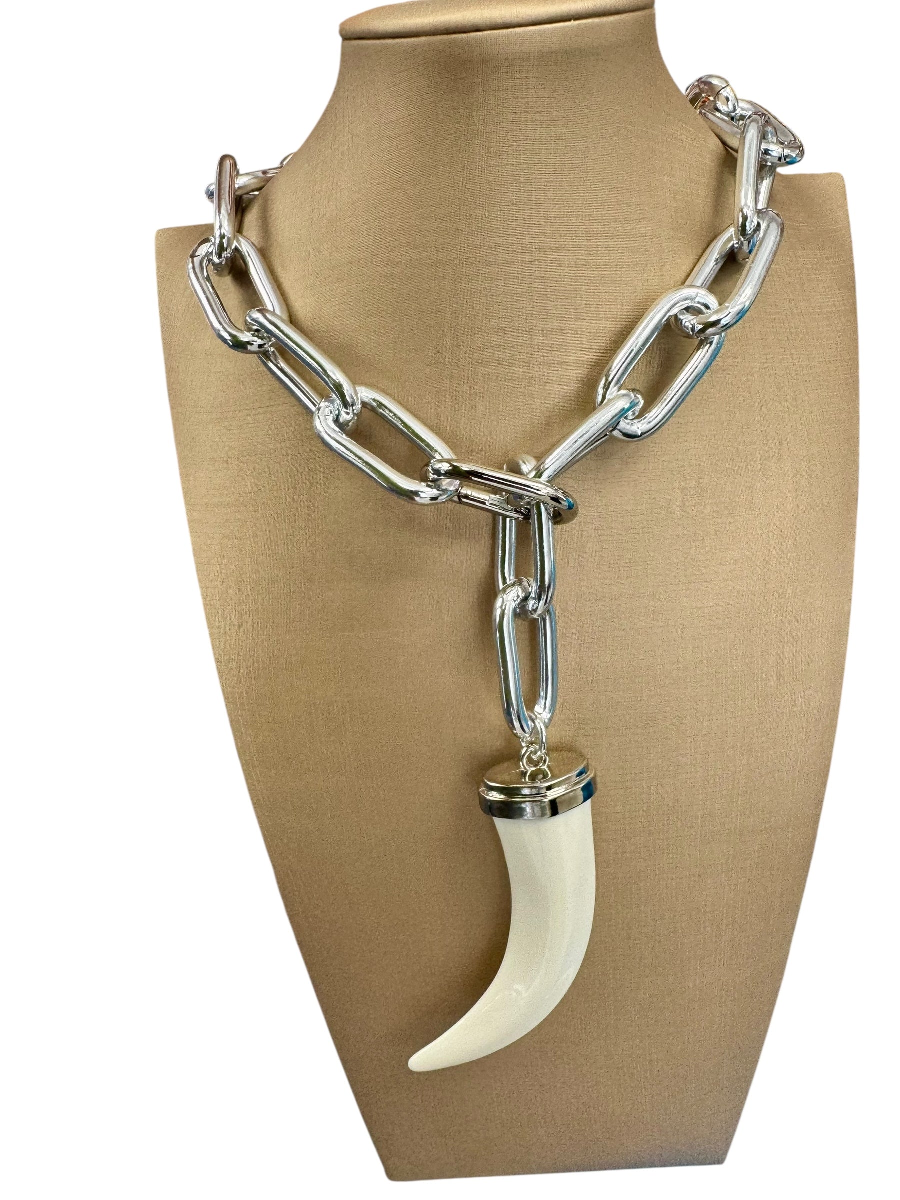 Collana catena con corno