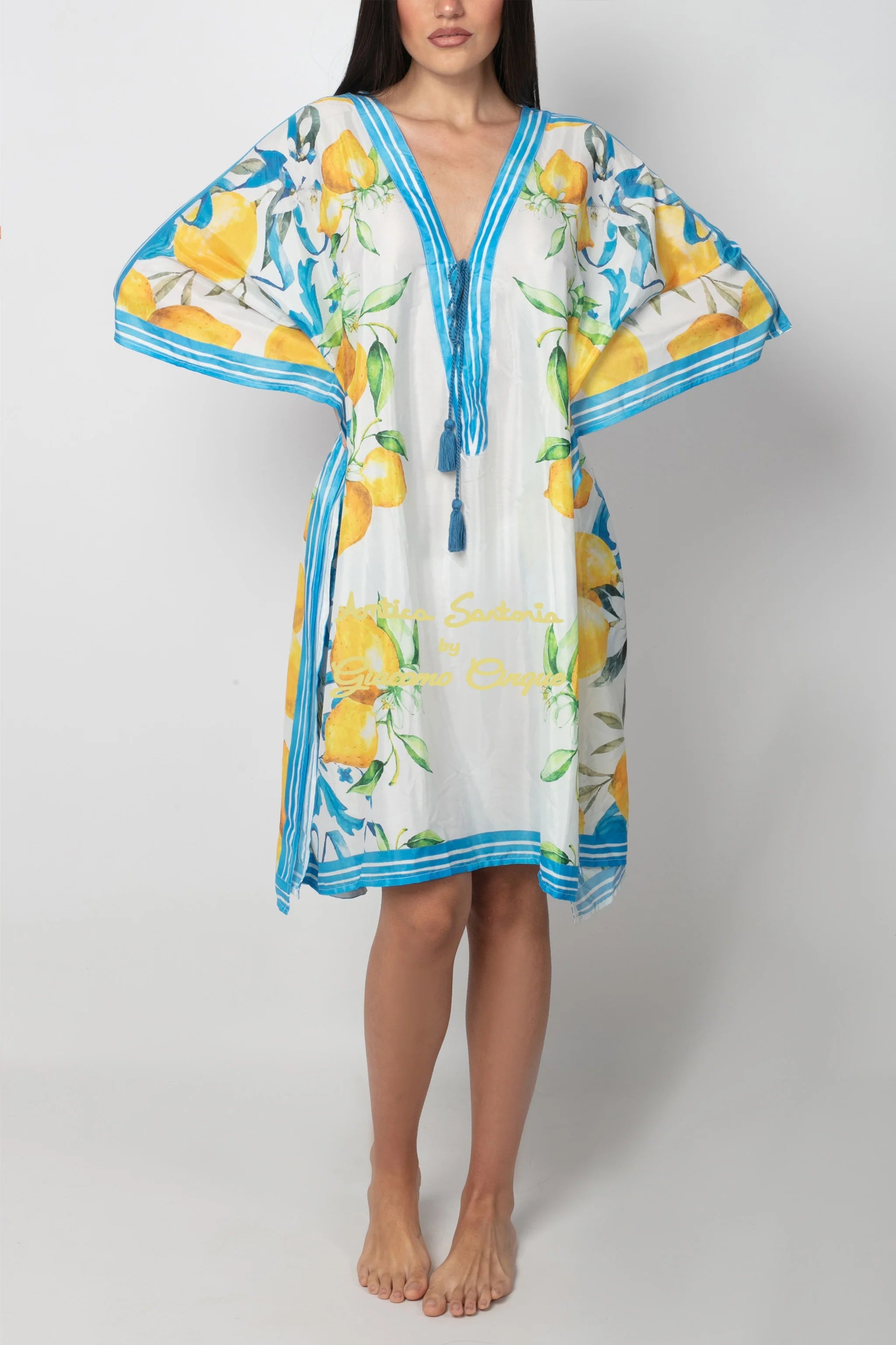 Poncho corto