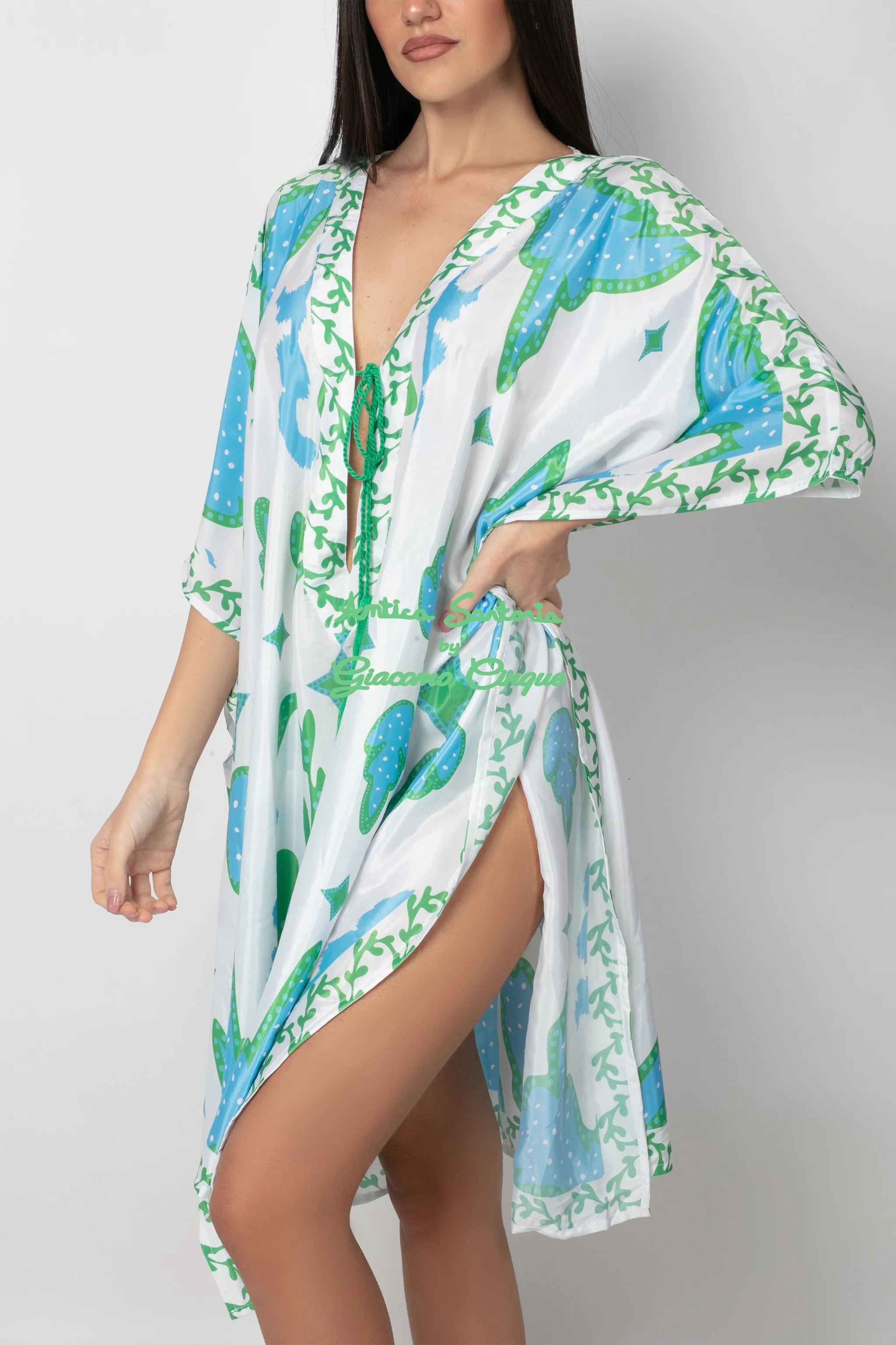 Poncho corto