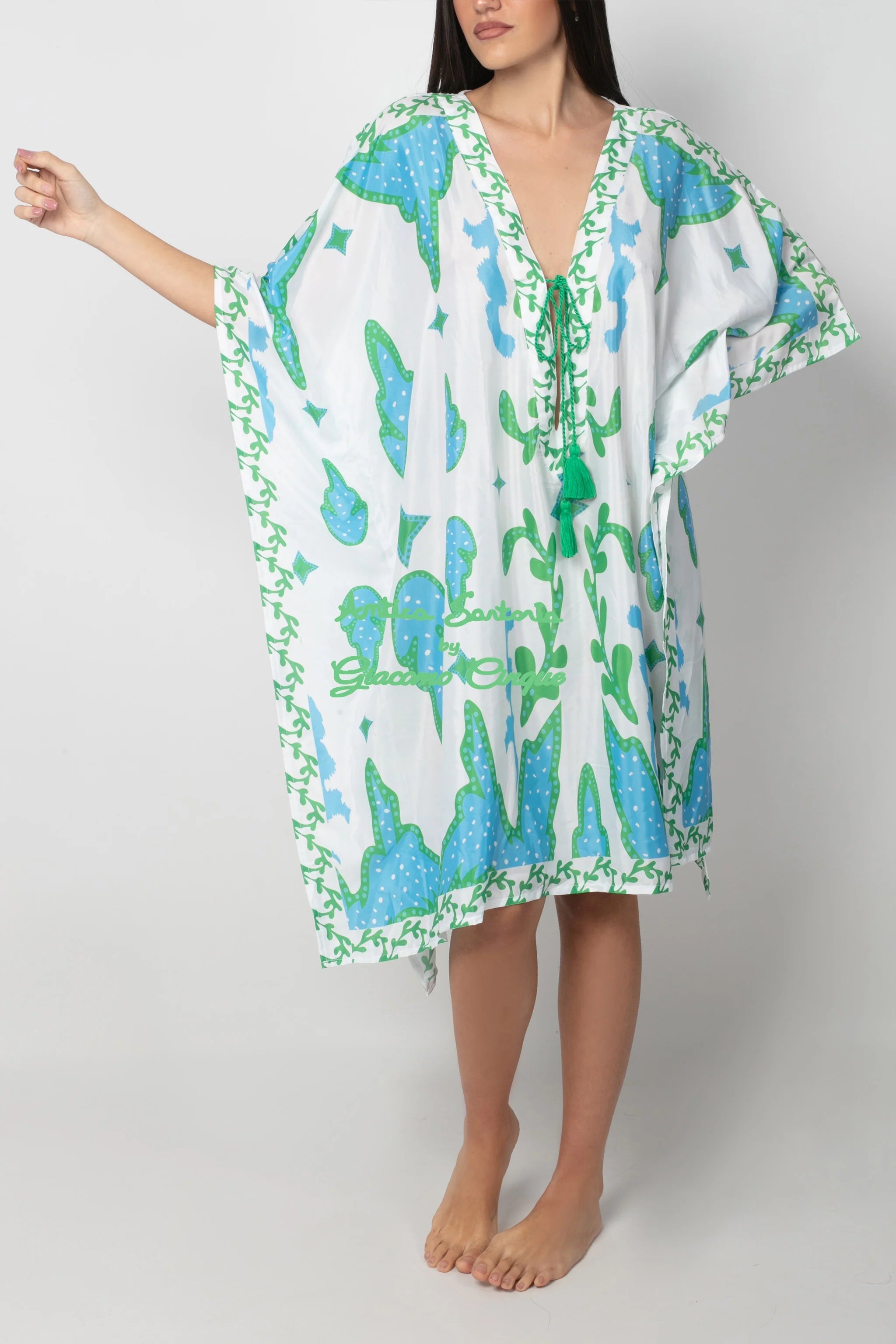 Poncho corto
